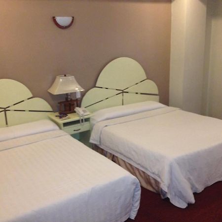 Prince Plaza Hotel バギオ エクステリア 写真